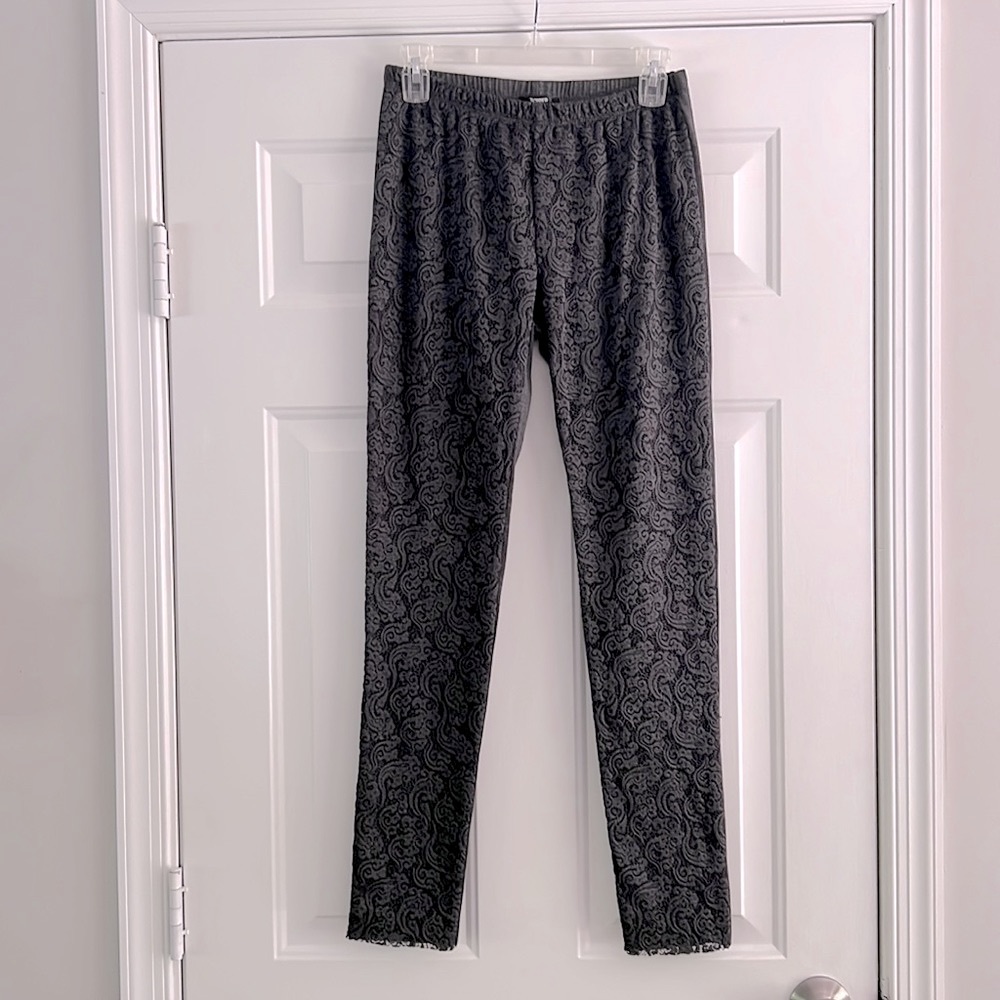Dark heather gray lace leggin medium